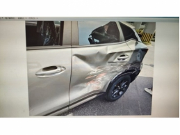 一台质损商品车奇瑞瑞虎5X，高能版，2025款，1.5T-CVT，舒适型，黑色内饰，钻石银，RDE.