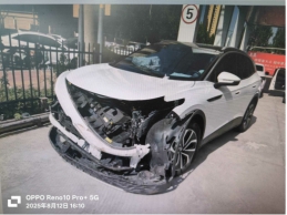一台4S店修复后整车、大众ID.4X