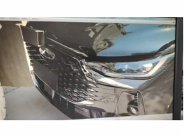 一台运输质损商品车艾瑞泽8PRO，2025，1.6T-7DCT，豪华型，RDE。