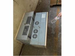 一批受损的光伏设备（250W组件513片、2台33KW逆变器、桥架约350 米、支架约400米）