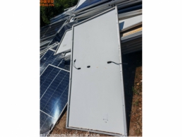 一批暴风受损的光伏板（隐裂）