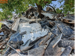 一批暴风受损的光伏板（破碎）