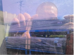 一批运输受损的光伏组件玻璃31.89吨