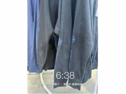 一批受损的衣服34件、鞋子7双