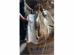 一批剐蹭挤压受损的海尔洗衣机12台