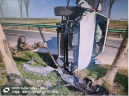 一台4S店修复后整车大众朗逸2024款