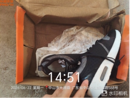 一批水淹受损的鞋子62双